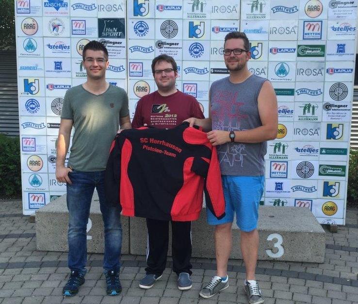 Timo Schulze, Philip Aranowski und Dennis Beer erreichten bei der Landesmeisterschaft den 4. Platz Dennis Beer, Timo Schulze und Philip Aranowski erreichten bei der Landesmeisterschaft den 4. Platz